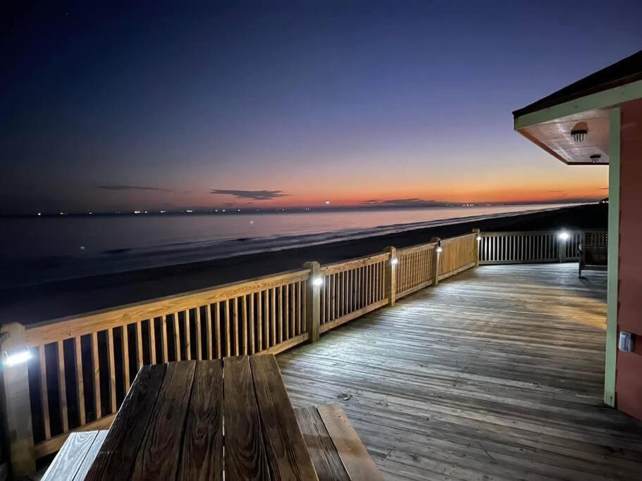 Stunning Beachfront 3 Bedroom Home, Coralmoonbeach Bolivar Peninsula Buitenkant foto